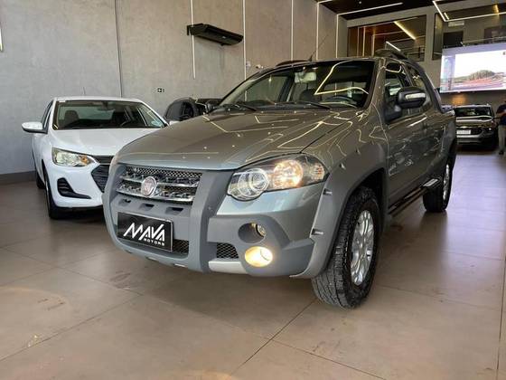 FIAT STRADA 1.8 MPI ADVENTURE CD 16V FLEX 2P MANUAL FIAT STRADA 1.8 MPI ADVENTURE CD 16V FLEX 2P MANUAL